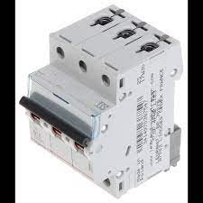 Automat 3Р B 16A 6KA TX3 Foto