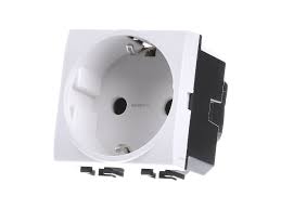 Priza 2P+E 2M Alb (Livinglight) Foto